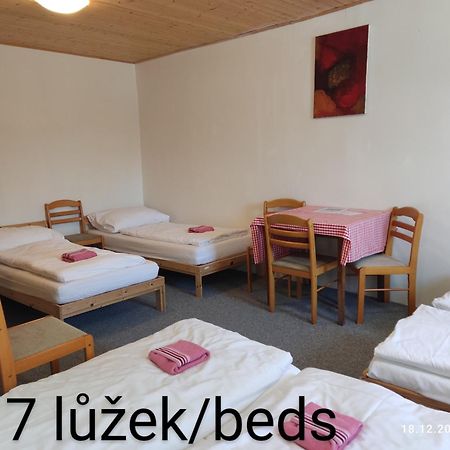 Ferienwohnung Penzion Na Slunicku Mariánská Exterior foto