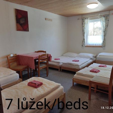 Ferienwohnung Penzion Na Slunicku Mariánská Exterior foto